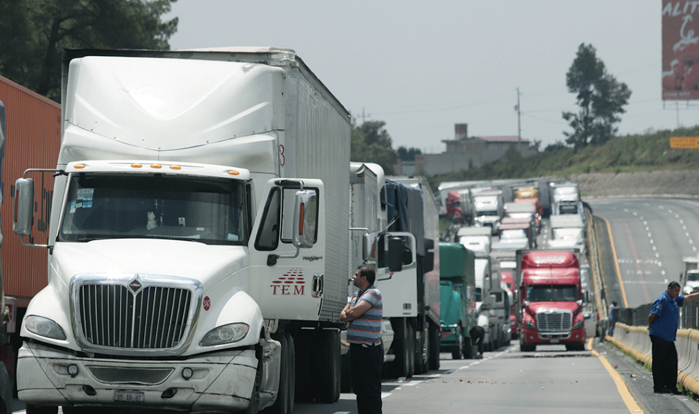 BLOQUEOS EN AUTOPISTA MÉXICO-PUEBLA DEJAN PÉRDIDAS POR 10 MMDP: CANACAR